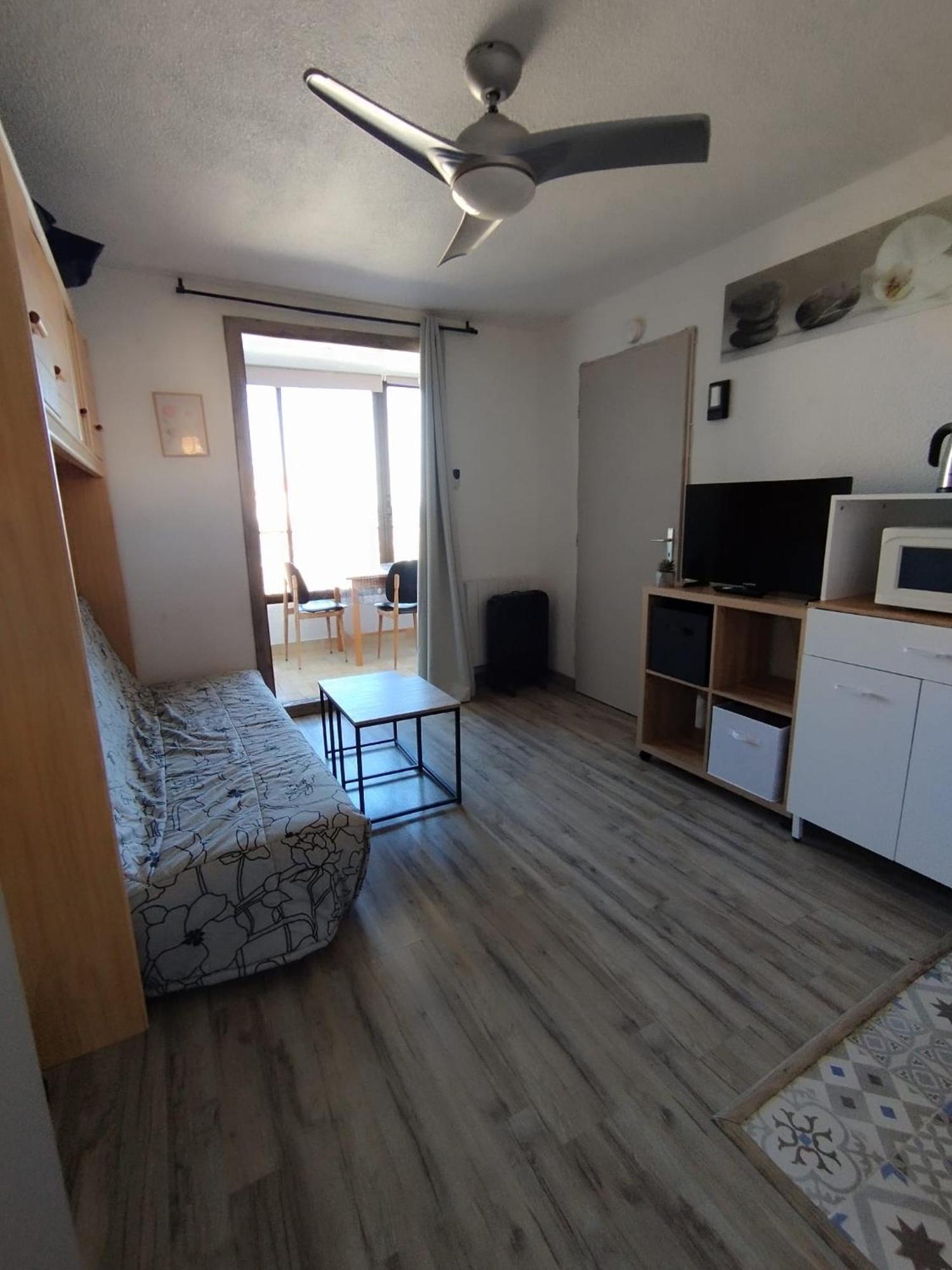 Appartement Vue Mer Ле Баркарес Экстерьер фото